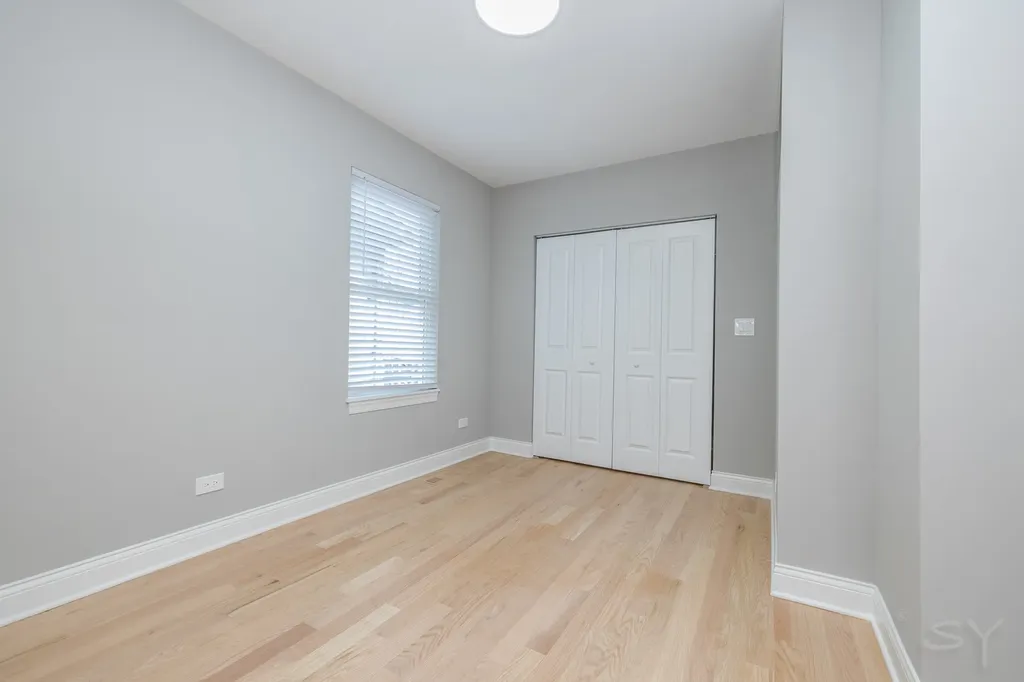 4912 West Wrightwood Avenue Chicago IL 60639