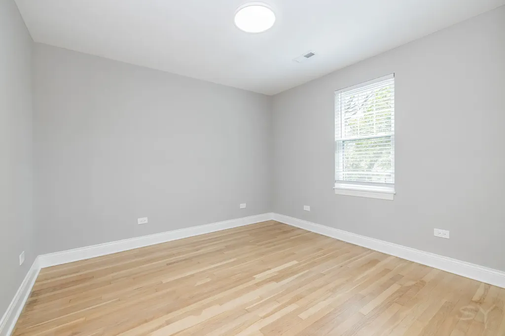 4912 West Wrightwood Avenue Chicago IL 60639