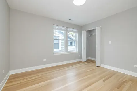 4912 West Wrightwood Avenue Chicago IL 60639