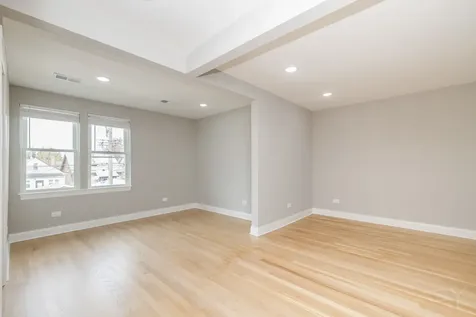 4912 West Wrightwood Avenue Chicago IL 60639