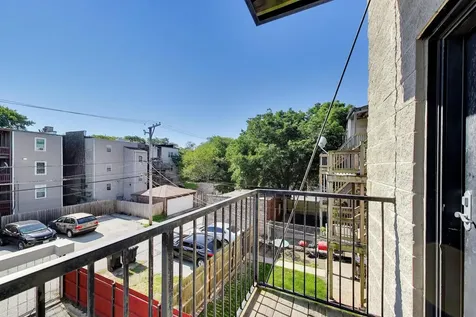 6835 South Cornell Avenue Chicago IL 60649
