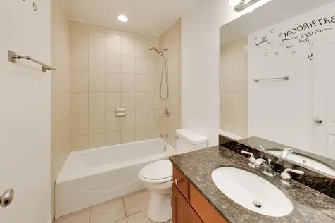 6835 South Cornell Avenue Chicago IL 60649
