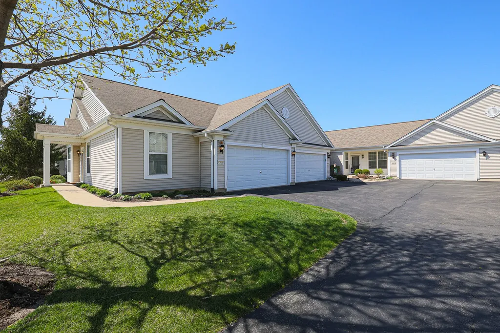 13580 Hemlock Road Huntley IL 60142