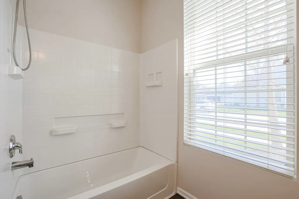 13580 Hemlock Road Huntley IL 60142