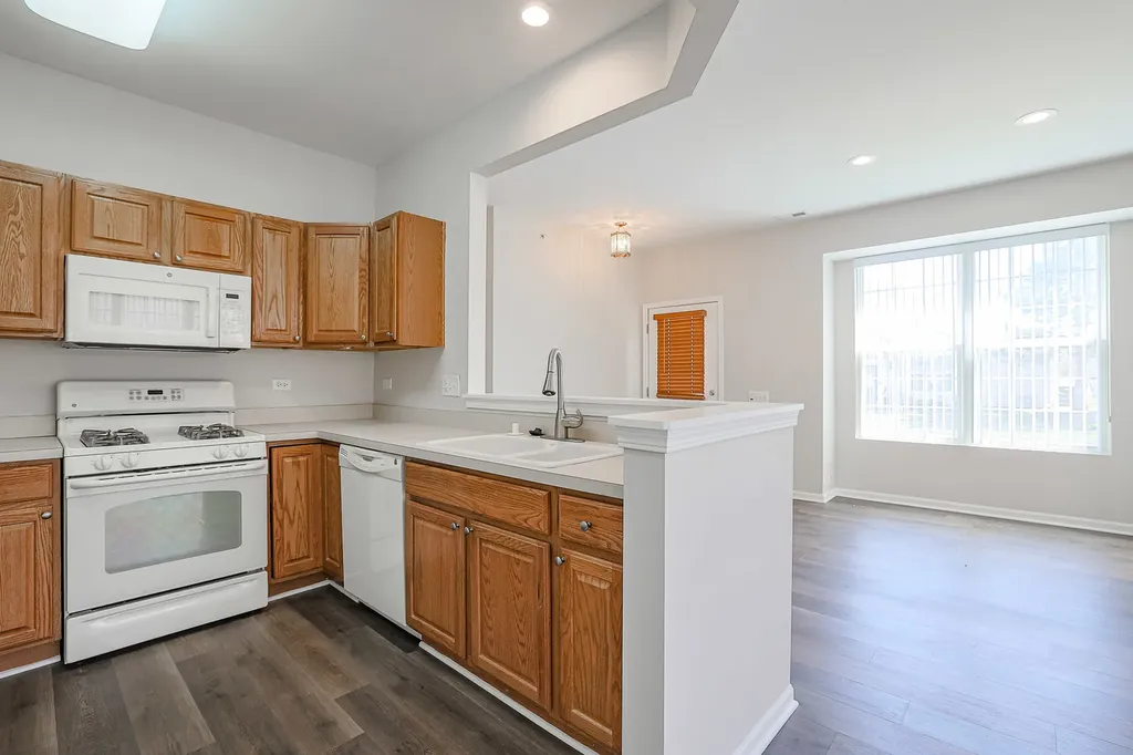 13580 Hemlock Road Huntley IL 60142