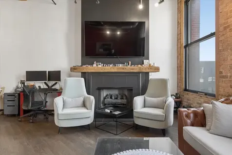 616 West Fulton Street Chicago IL 60661