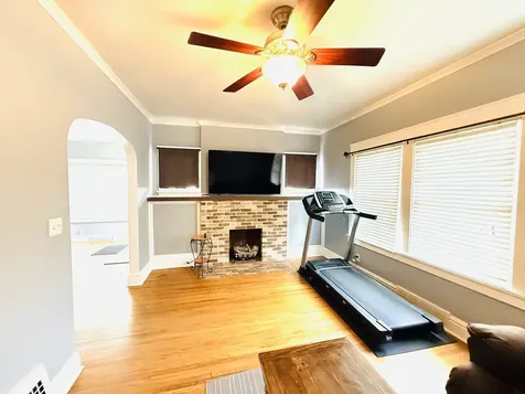 810 East Lincoln Street Hoopeston IL 60942