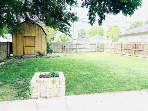 810 East Lincoln Street Hoopeston IL 60942