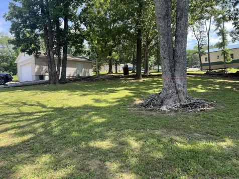 12808 North Shoreland Drive Marion IL 62959
