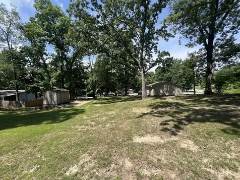 12808 North Shoreland Drive Marion IL 62959
