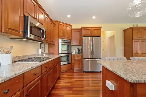 21442 English Drive Frankfort IL 60423