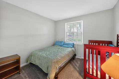 1526 Pebblewood Drive Sycamore IL 60178