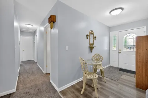 1526 Pebblewood Drive Sycamore IL 60178