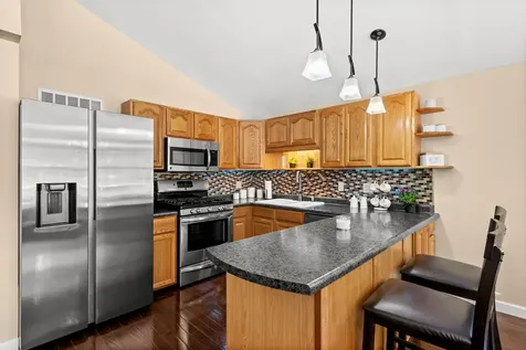6N621 Watseka Avenue St. Charles IL 60174