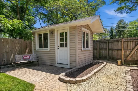 6N621 Watseka Avenue St. Charles IL 60174
