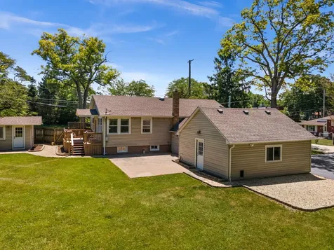 6N621 Watseka Avenue St. Charles IL 60174