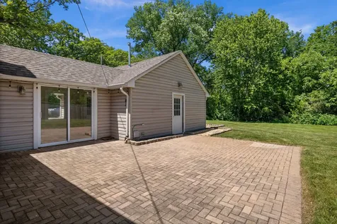 6N621 Watseka Avenue St. Charles IL 60174