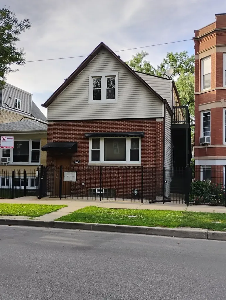 3700 West George Street Chicago IL 60618