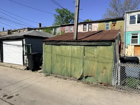 10609 South Champlain Avenue Chicago IL 60628