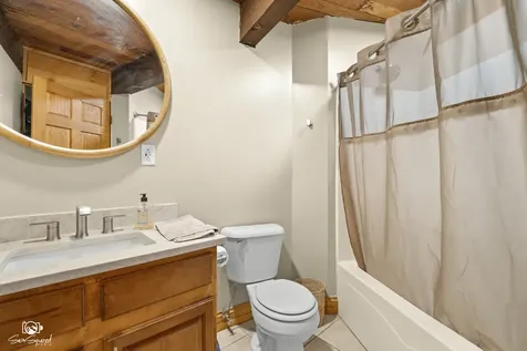 1251 Woodland Court Joliet IL 60436