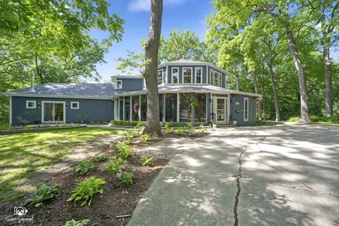 1251 Woodland Court Joliet IL 60436