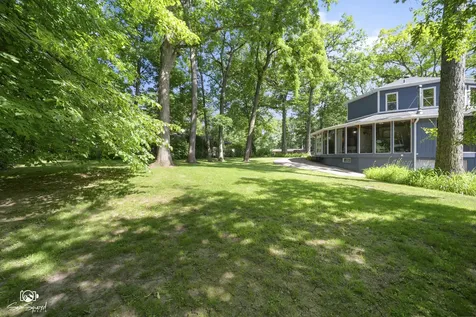 1251 Woodland Court Joliet IL 60436
