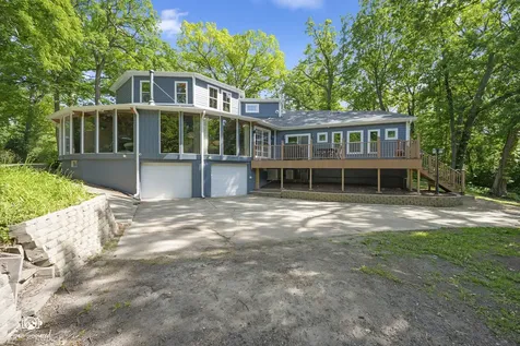 1251 Woodland Court Joliet IL 60436
