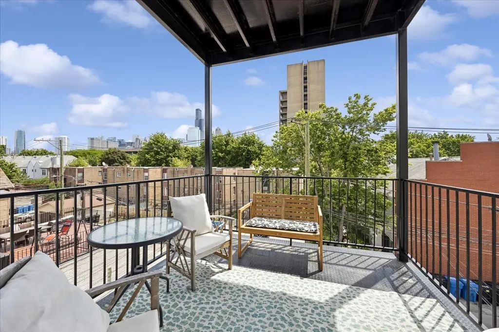 839 South Miller Street Chicago IL 60607