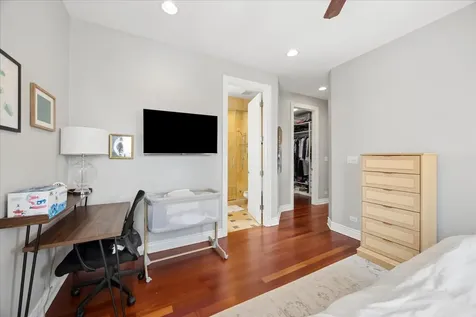 839 South Miller Street Chicago IL 60607