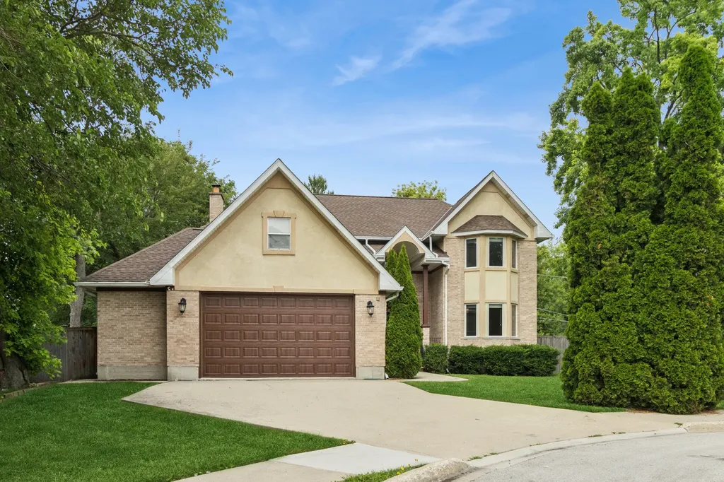 262 9TH Street Wheeling IL 60090
