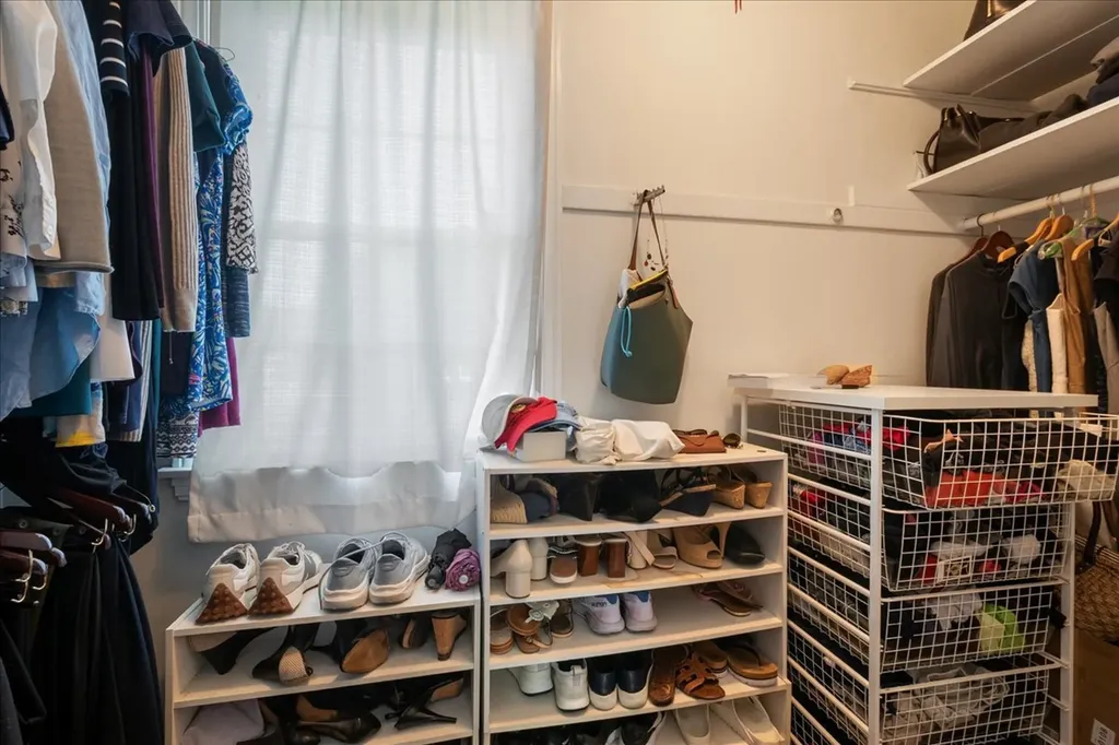 6957 North Caldwell Avenue Chicago IL 60646