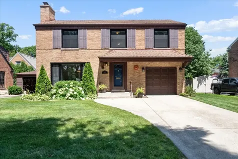 6957 North Caldwell Avenue Chicago IL 60646