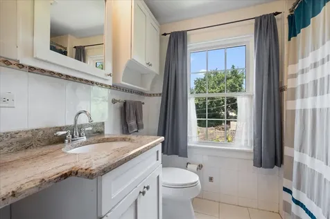 6957 North Caldwell Avenue Chicago IL 60646