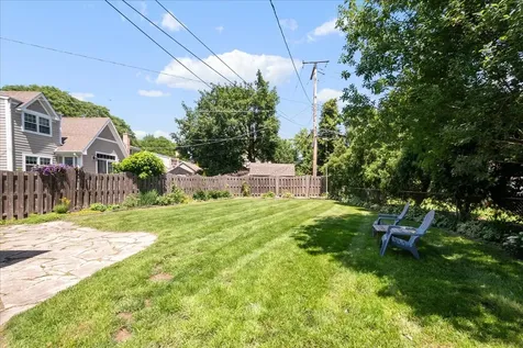 6957 North Caldwell Avenue Chicago IL 60646