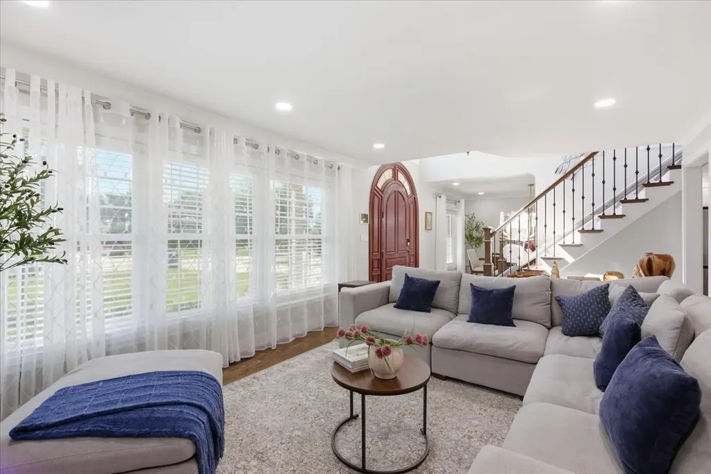 1780 West Jo Ann Lane Addison IL 60101