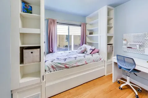 206 South Owen Street Mount Prospect IL 60056