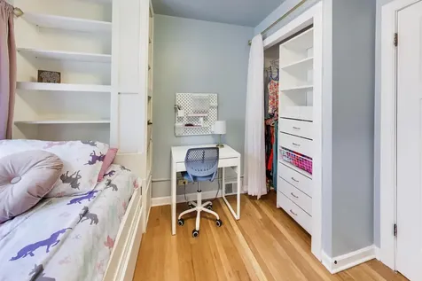 206 South Owen Street Mount Prospect IL 60056