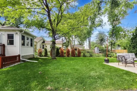 206 South Owen Street Mount Prospect IL 60056