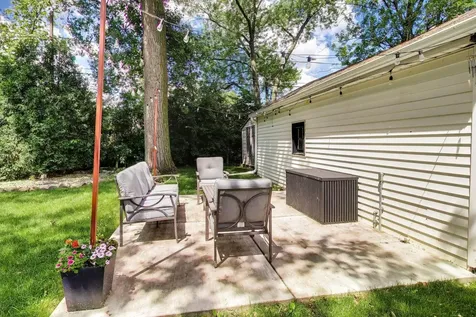 206 South Owen Street Mount Prospect IL 60056