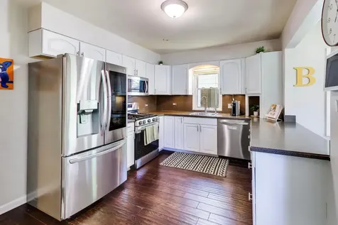 206 South Owen Street Mount Prospect IL 60056