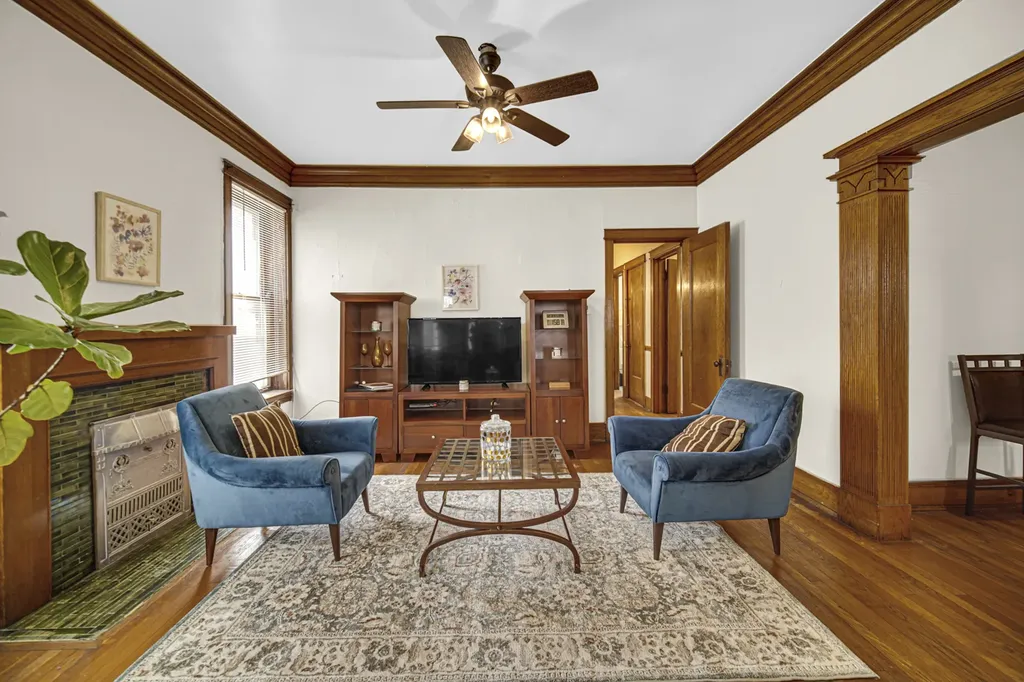 5430 South May Street Chicago IL 60609