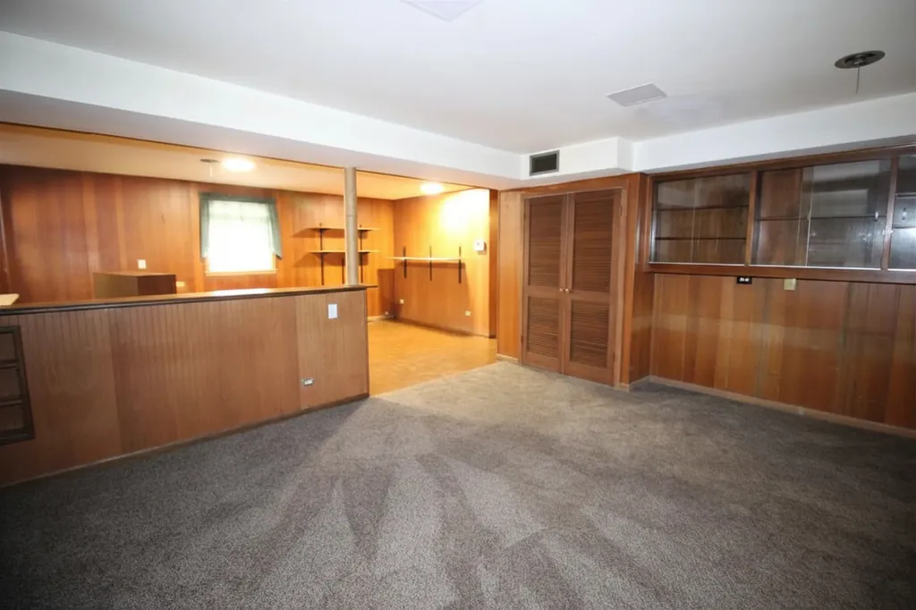 10158 South Talman Avenue Chicago IL 60655