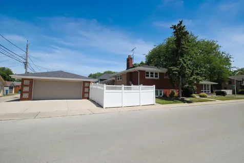 10158 South Talman Avenue Chicago IL 60655