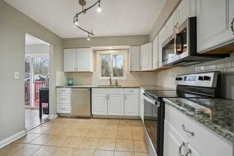 311 Harding Avenue Libertyville IL 60048