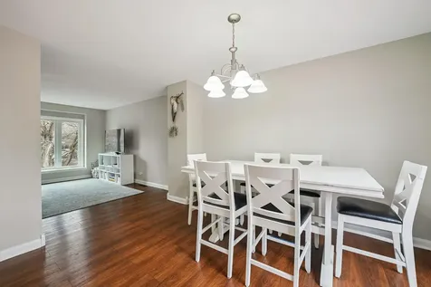 311 Harding Avenue Libertyville IL 60048