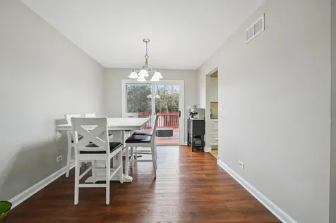 311 Harding Avenue Libertyville IL 60048
