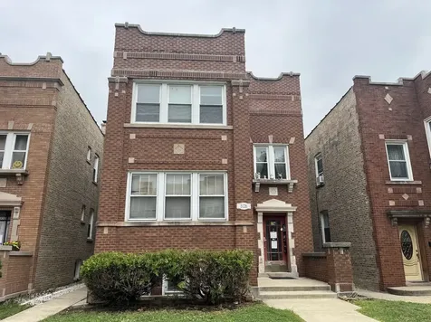 5126 West Cullom Avenue Chicago IL 60641