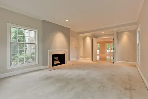 427 North Sheridan Road Lake Forest IL 60045