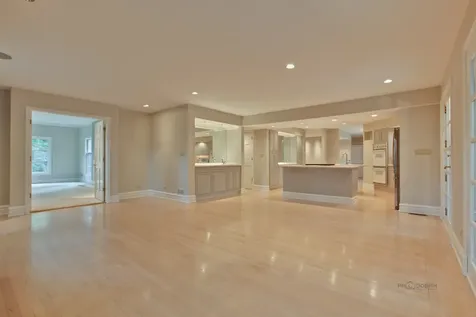 427 North Sheridan Road Lake Forest IL 60045