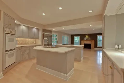 427 North Sheridan Road Lake Forest IL 60045